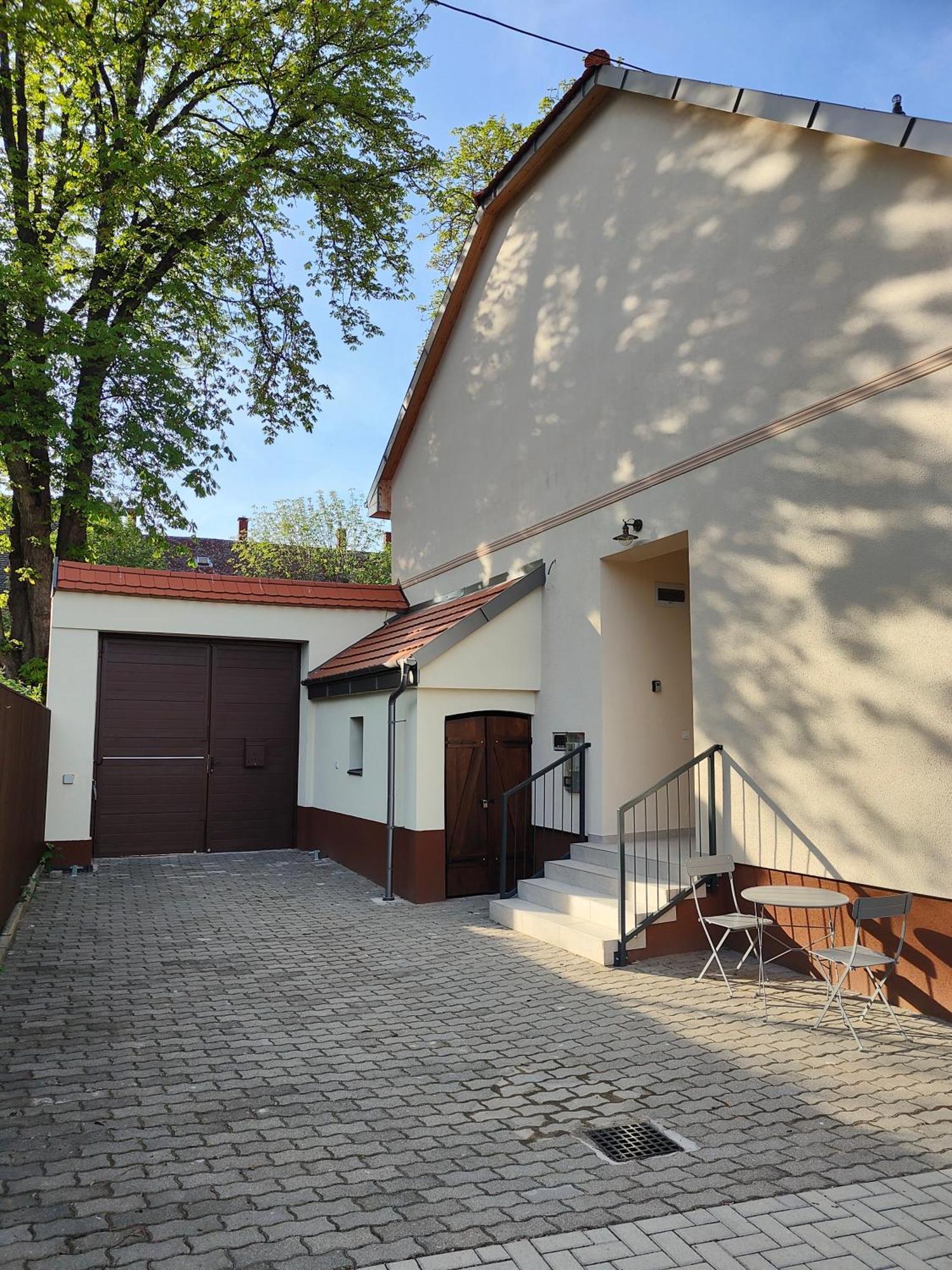 Casa Rosa Apartmanok Eger Exterior foto
